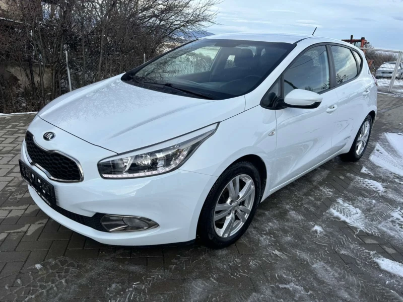 Kia Ceed 1.6CRDI, снимка 1 - Автомобили и джипове - 48538613