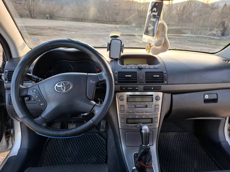 Toyota Avensis 2.0 D4D , снимка 6 - Автомобили и джипове - 48838926