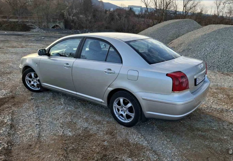 Toyota Avensis 2.0 D4D , снимка 4 - Автомобили и джипове - 48838926