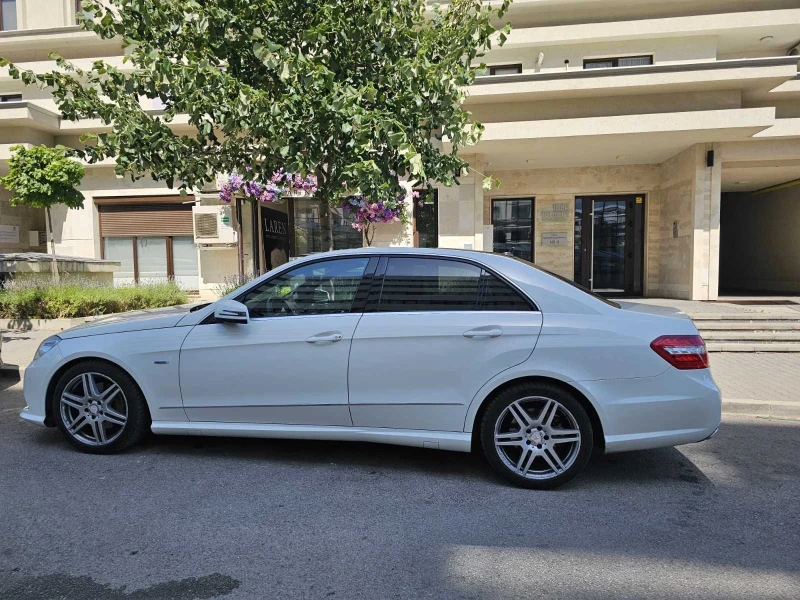 Mercedes-Benz E 350, снимка 1 - Автомобили и джипове - 49048238