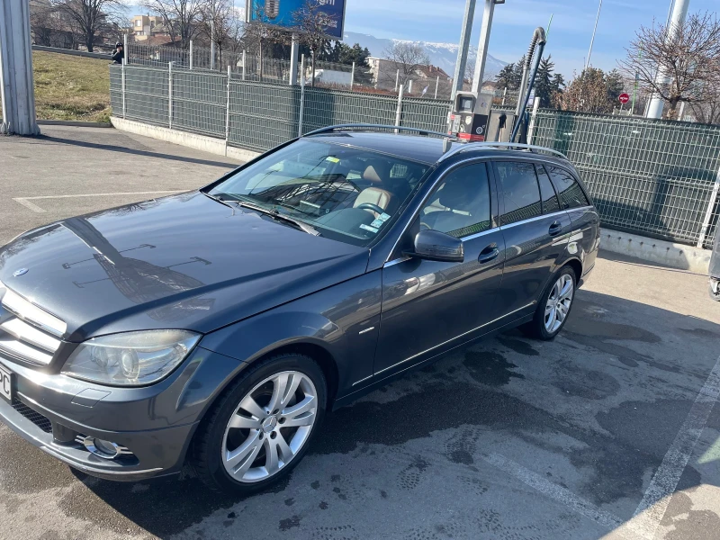 Mercedes-Benz C 220, снимка 2 - Автомобили и джипове - 49059275