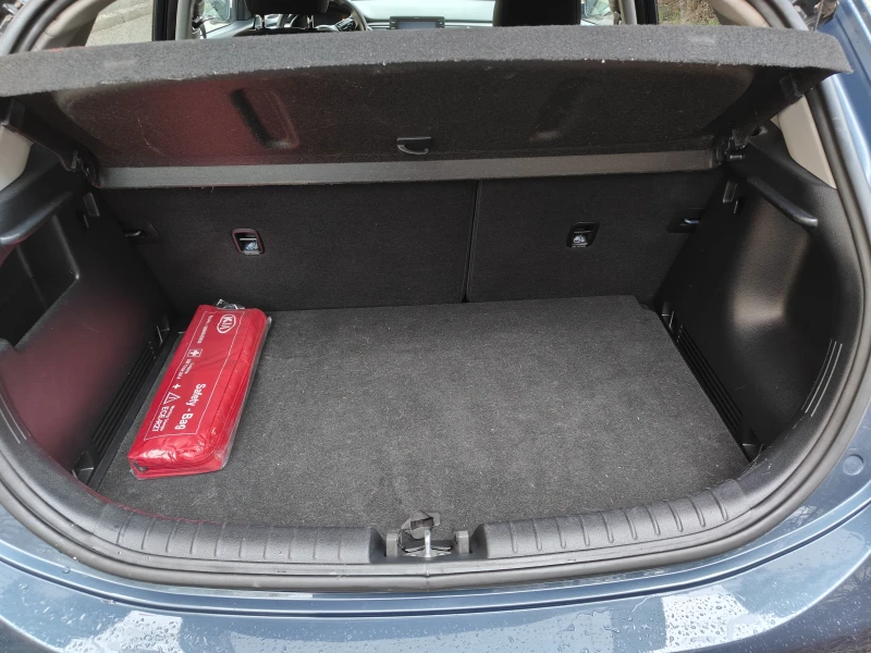 Kia Rio 1.2i Fusion, снимка 9 - Автомобили и джипове - 52219984