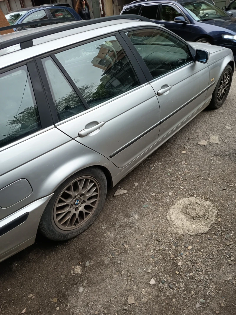 BMW 320, снимка 2 - Автомобили и джипове - 51804574