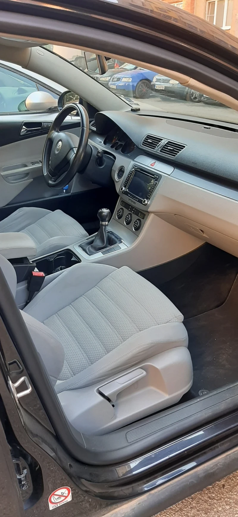 VW Passat B6, снимка 2 - Автомобили и джипове - 52025600