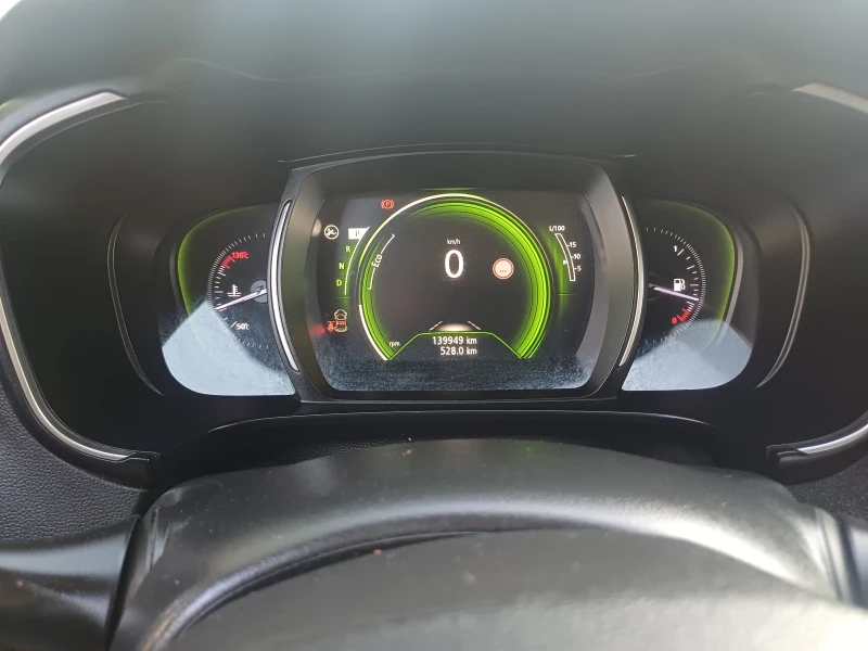 Renault Koleos 2.0 DCI , снимка 16 - Автомобили и джипове - 51723120