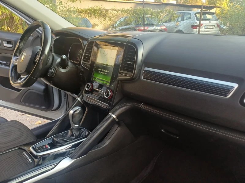 Renault Koleos 2.0 DCI , снимка 15 - Автомобили и джипове - 51723120