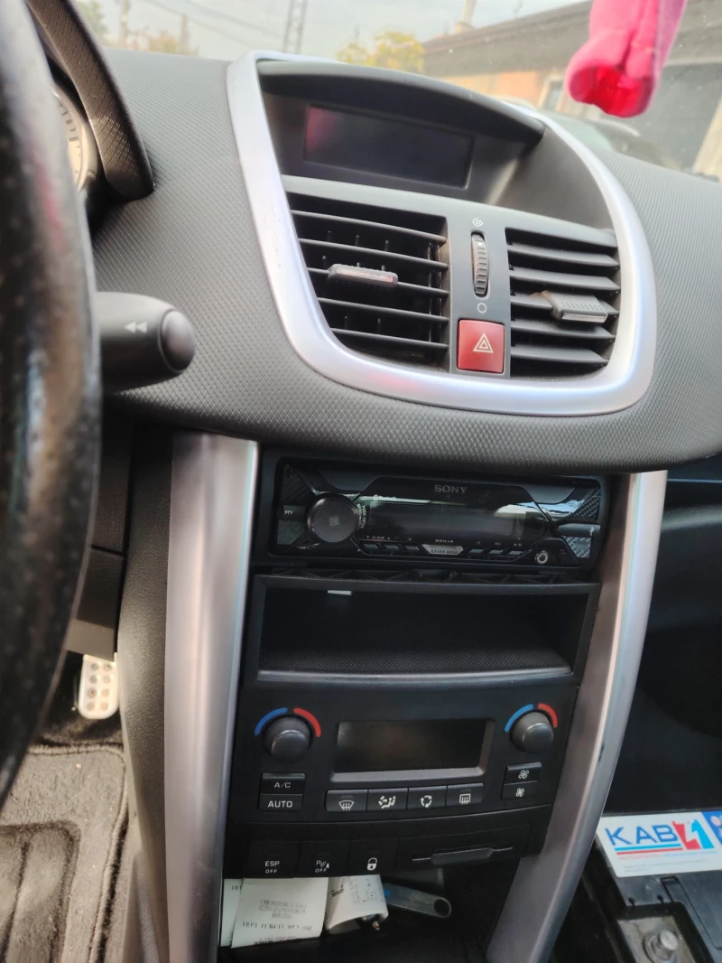 Peugeot 207 CC, снимка 2 - Автомобили и джипове - 52104428