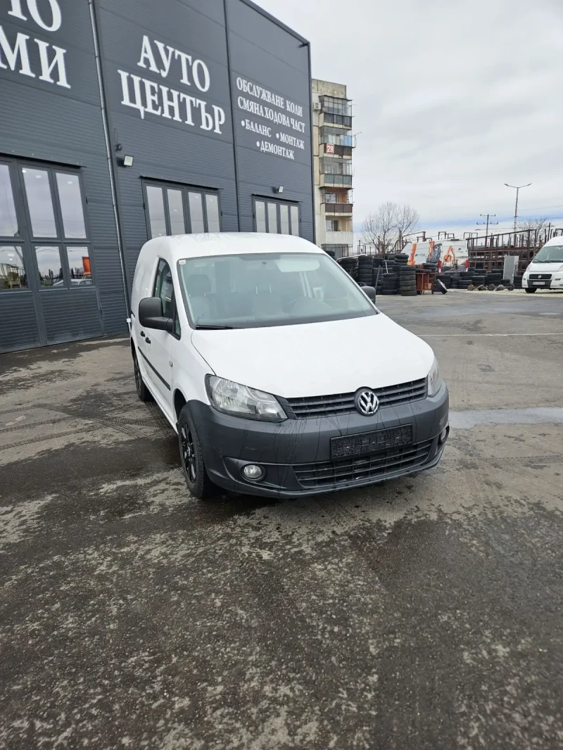 VW Caddy, снимка 2 - Автомобили и джипове - 52690039