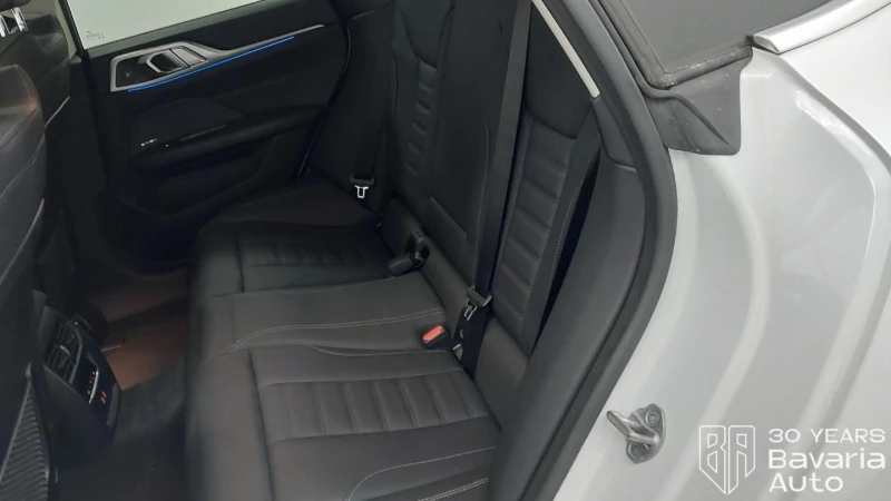 BMW i4 40 eDrive Gran Coupe M Sport Paket , снимка 8 - Автомобили и джипове - 53124141