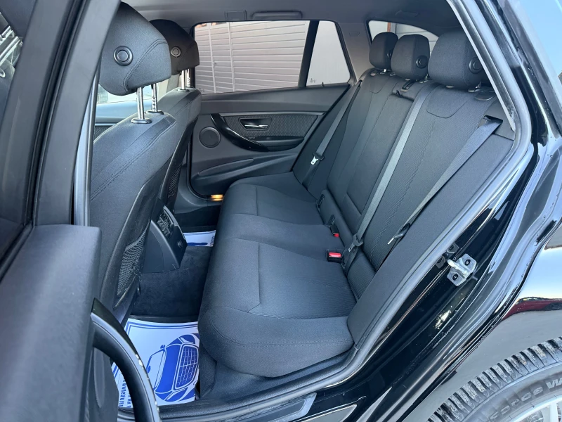 BMW 320 320D X-drive Нави Подгрев Лизинг, снимка 10 - Автомобили и джипове - 53529896