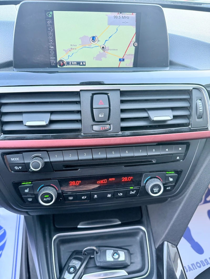 BMW 320 320D X-drive Нави Подгрев Лизинг, снимка 15 - Автомобили и джипове - 53529896