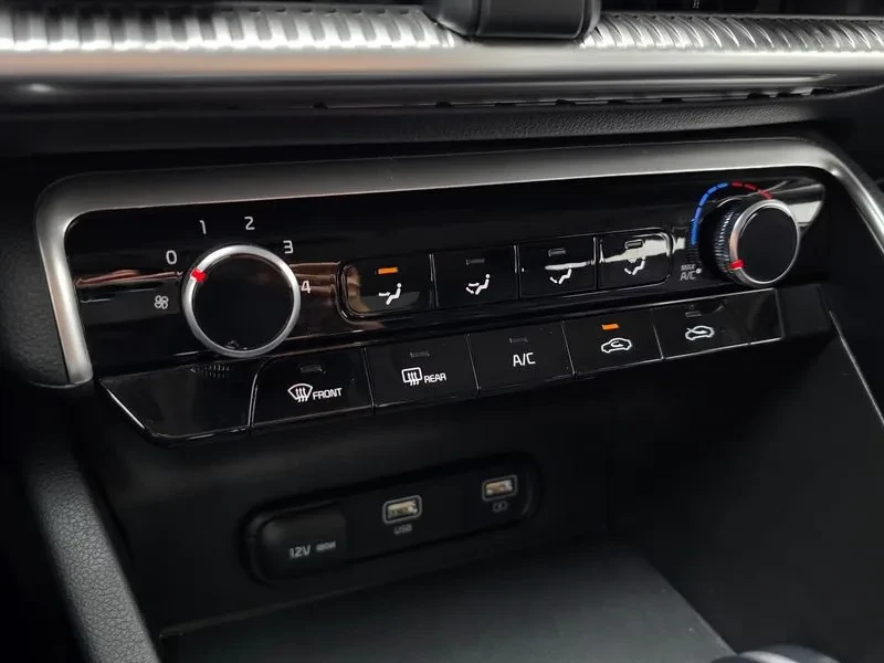 Kia K5 2.0 Lpi Standard, снимка 16 - Автомобили и джипове - 55613304