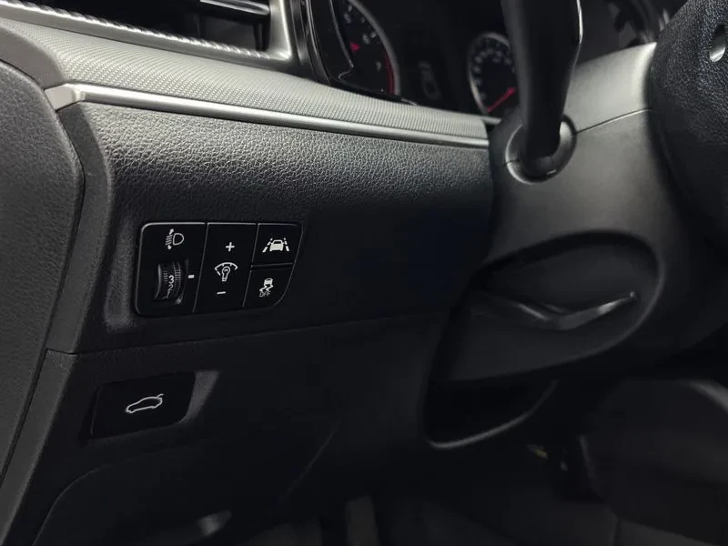 Kia K5 2.0 Lpi Standard, снимка 17 - Автомобили и джипове - 55613304