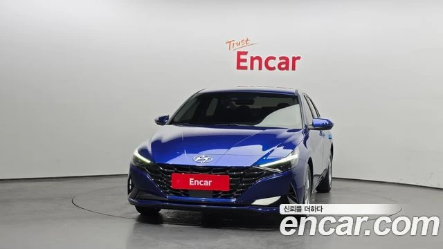 Hyundai Elantra, снимка 3 - Автомобили и джипове - 56082354