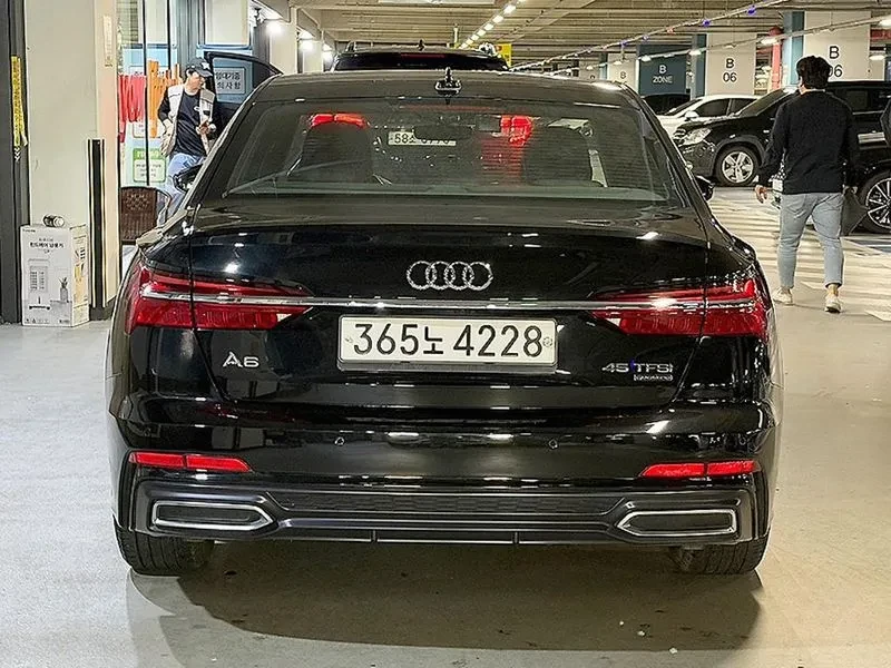 Audi A6 (C8) 45 Tfsi Quattro Premium, снимка 9 - Автомобили и джипове - 56358341