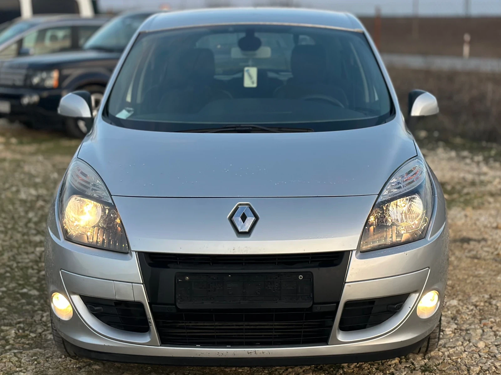 Renault Scenic X-MOD / 1.5 DCI 110HP / 6-СКОРОСТИ - изображение 2