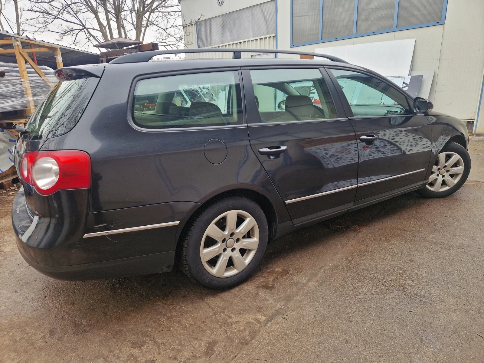 VW Passat B6 - изображение 10