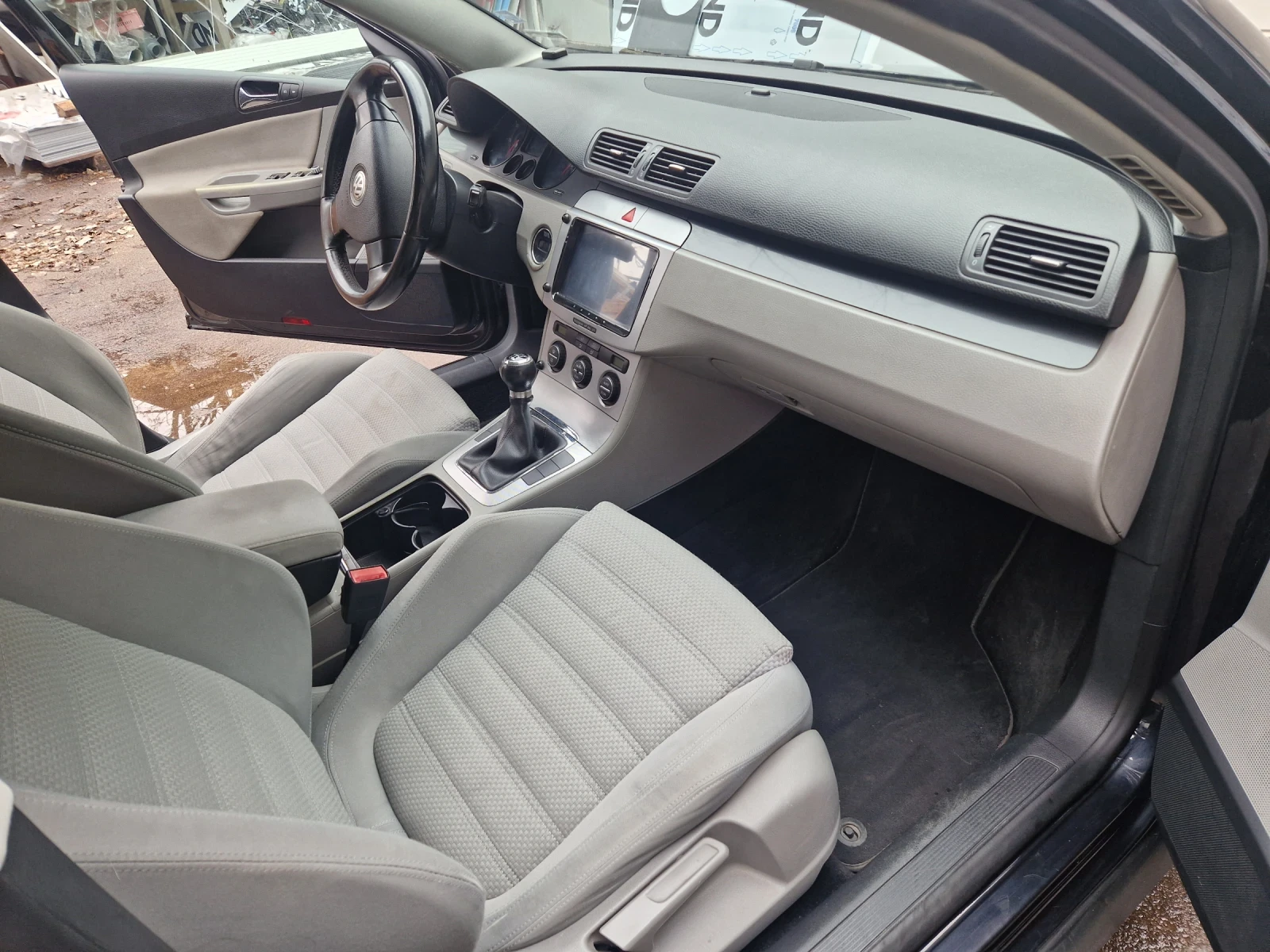 VW Passat B6 - изображение 3