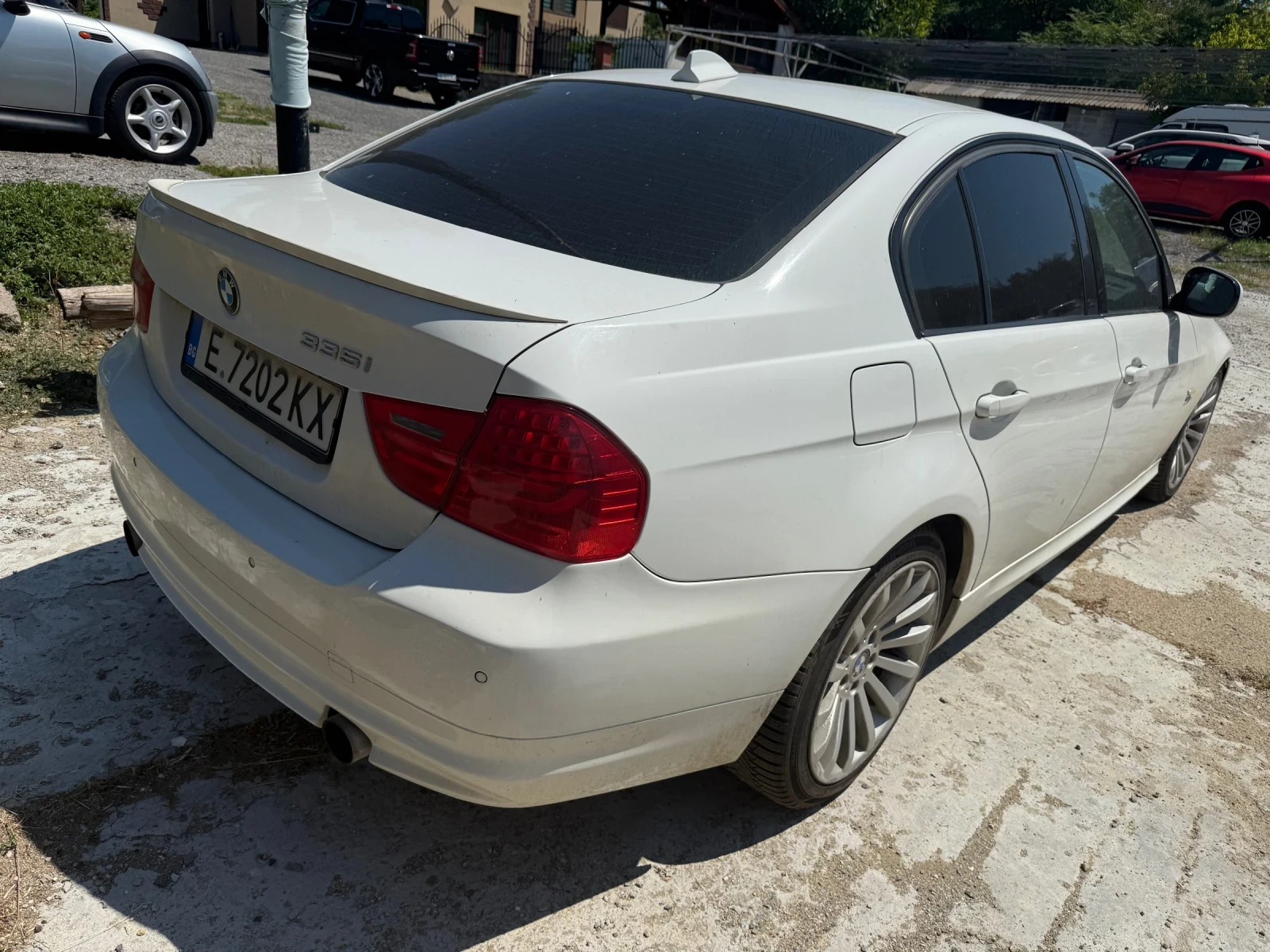 BMW 335 4х4 - изображение 7