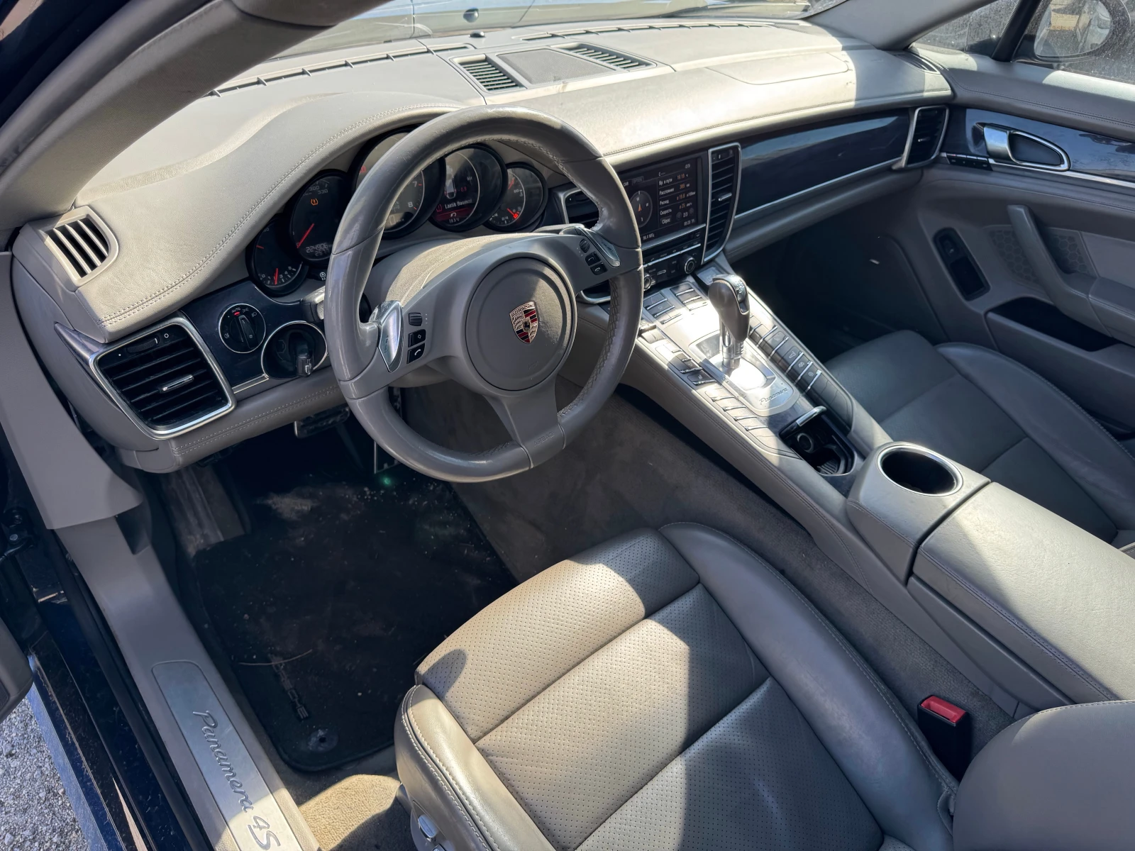 Porsche Panamera 4S - изображение 9