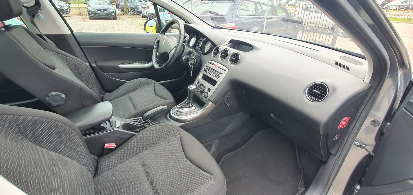 Peugeot 308 2.0HDI-136.. + +  | Mobile.bg   11