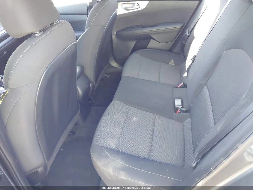 Kia Forte 2.0L I-4 DOHC, VVT, 147HP Front Wheel Drive | Mobile.bg   13