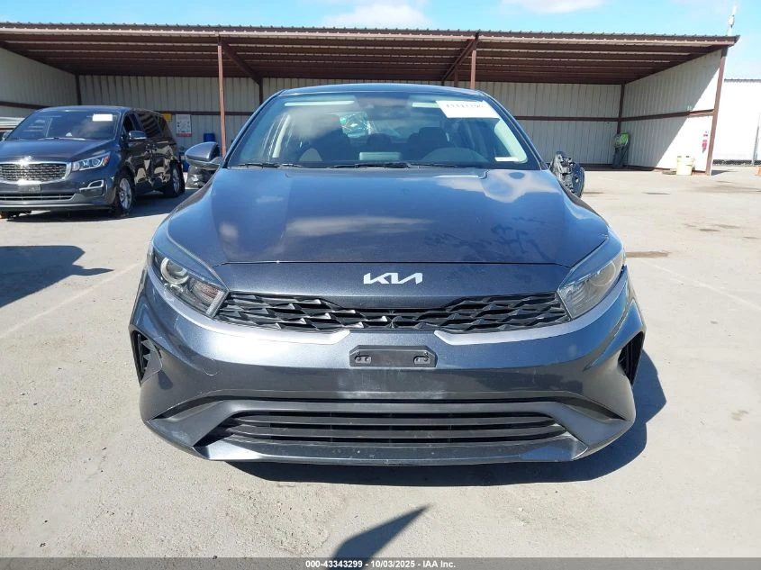 Kia Forte 2.0L I-4 DOHC, VVT, 147HP Front Wheel Drive | Mobile.bg   4