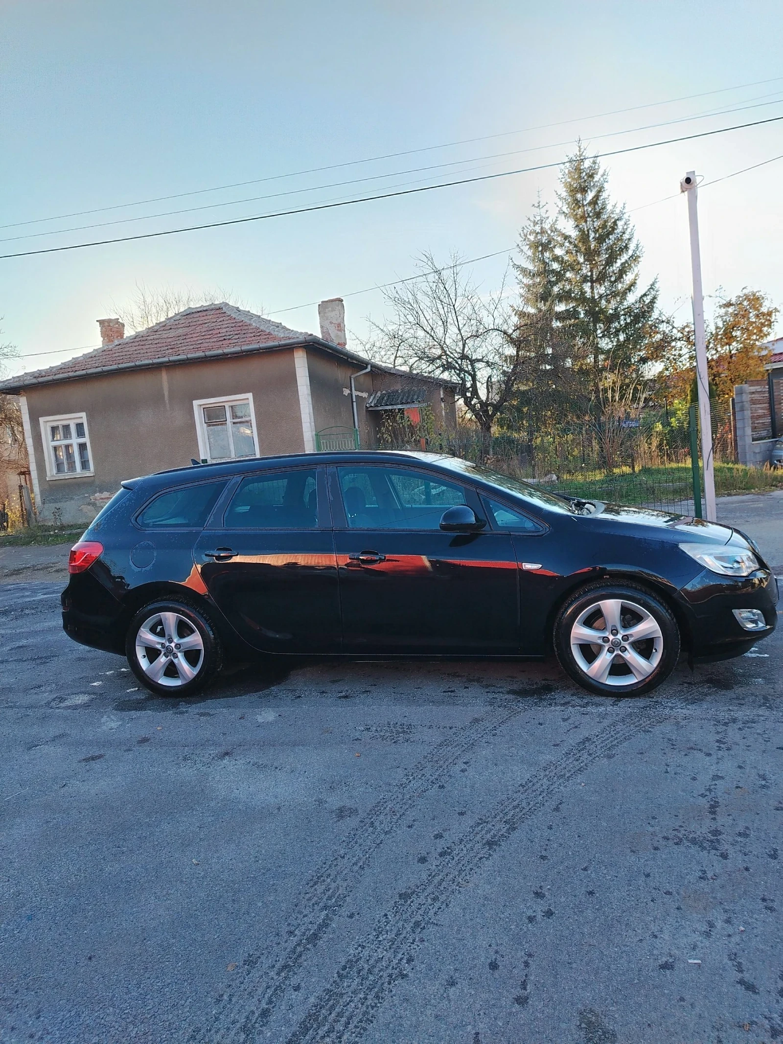 Opel Astra 1.3 CDTI - изображение 4