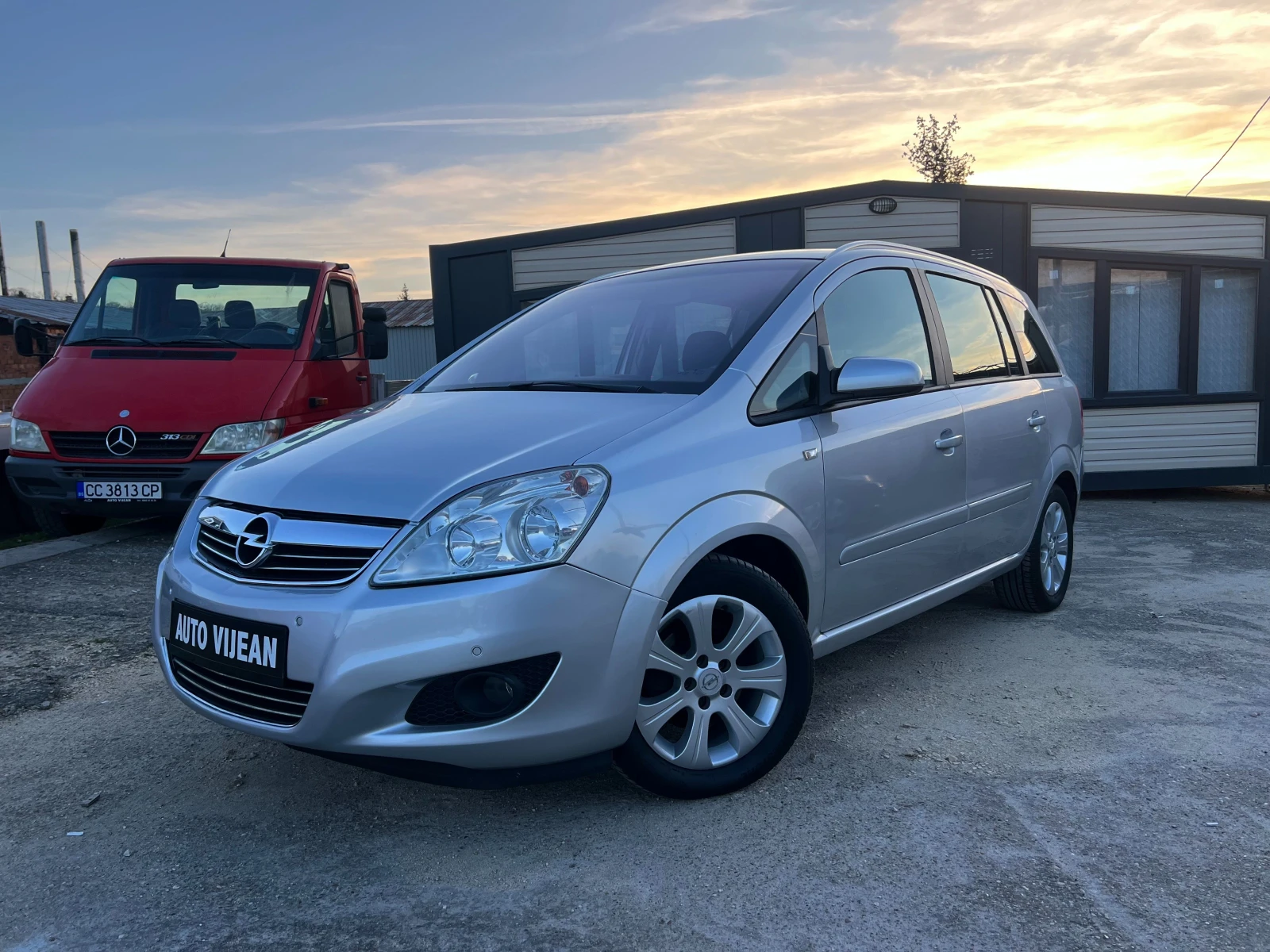Opel Zafira 1.8i-140кс-6+ 1