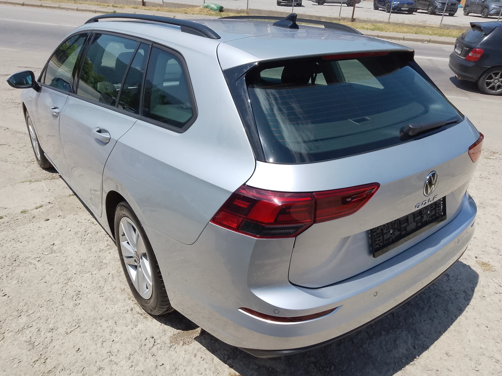VW Golf 2.0 TDI/ВАЛИДНА ГАРАНЦИЯ, снимка 7 - Автомобили и джипове - 54799463