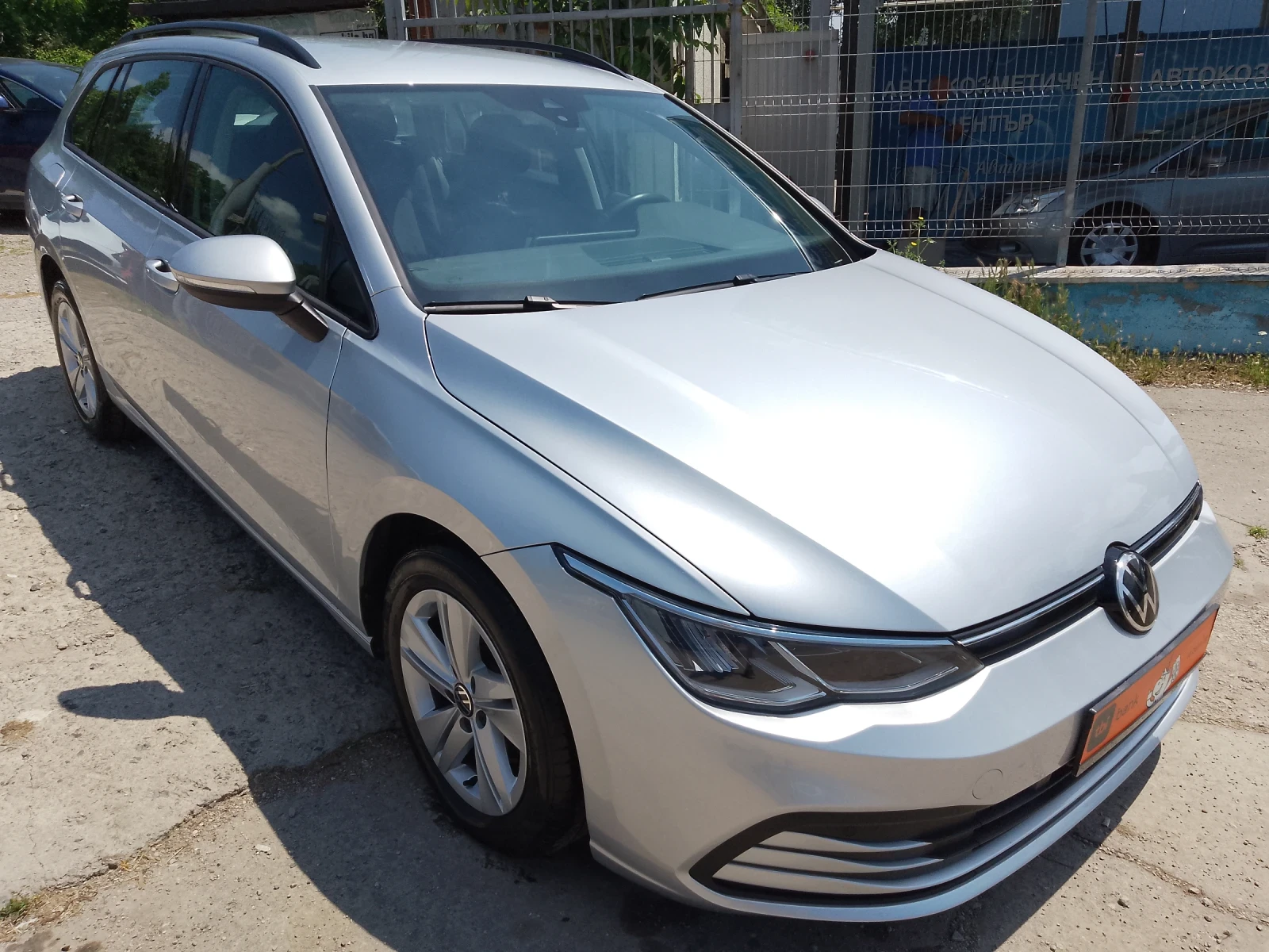 VW Golf 2.0 TDI/ВАЛИДНА ГАРАНЦИЯ, снимка 3 - Автомобили и джипове - 54799463