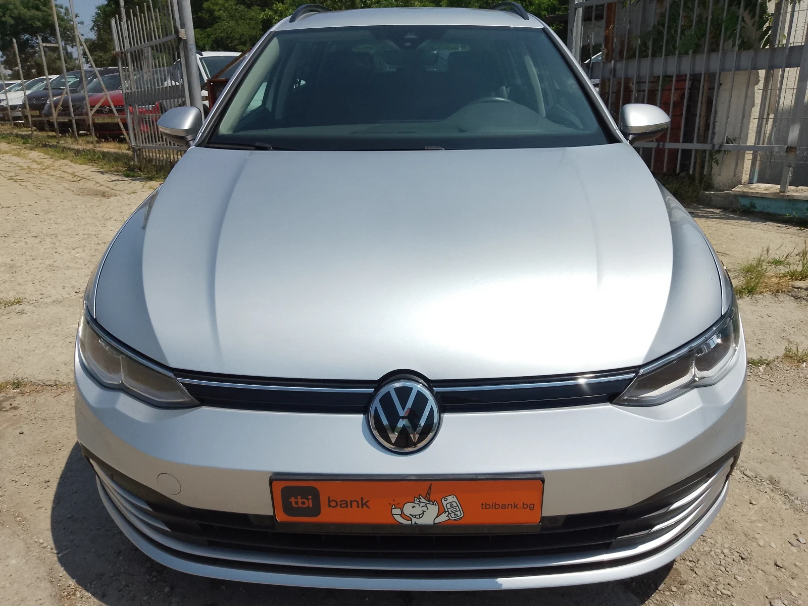 VW Golf 2.0 TDI/ВАЛИДНА ГАРАНЦИЯ, снимка 2 - Автомобили и джипове - 54799463