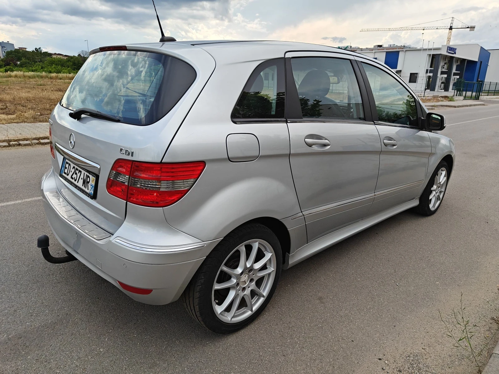 Mercedes-Benz B 200 CDI Automatik Sport, снимка 4 - Автомобили и джипове - 54856289