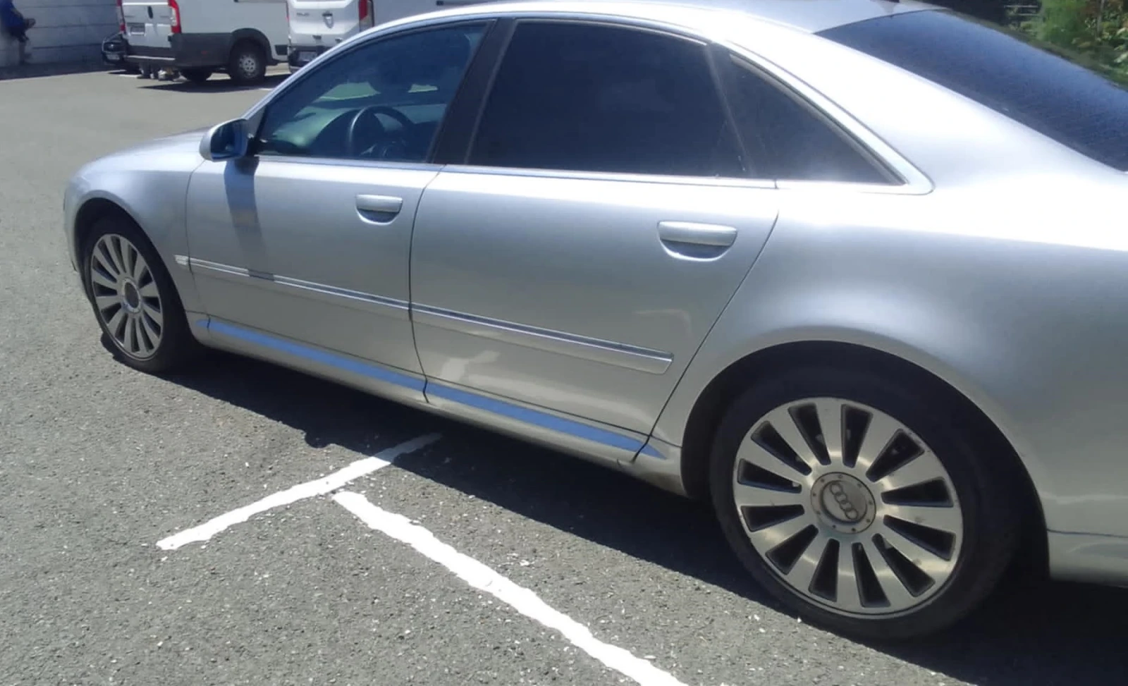 Audi A8 4.2, снимка 8 - Автомобили и джипове - 55121882