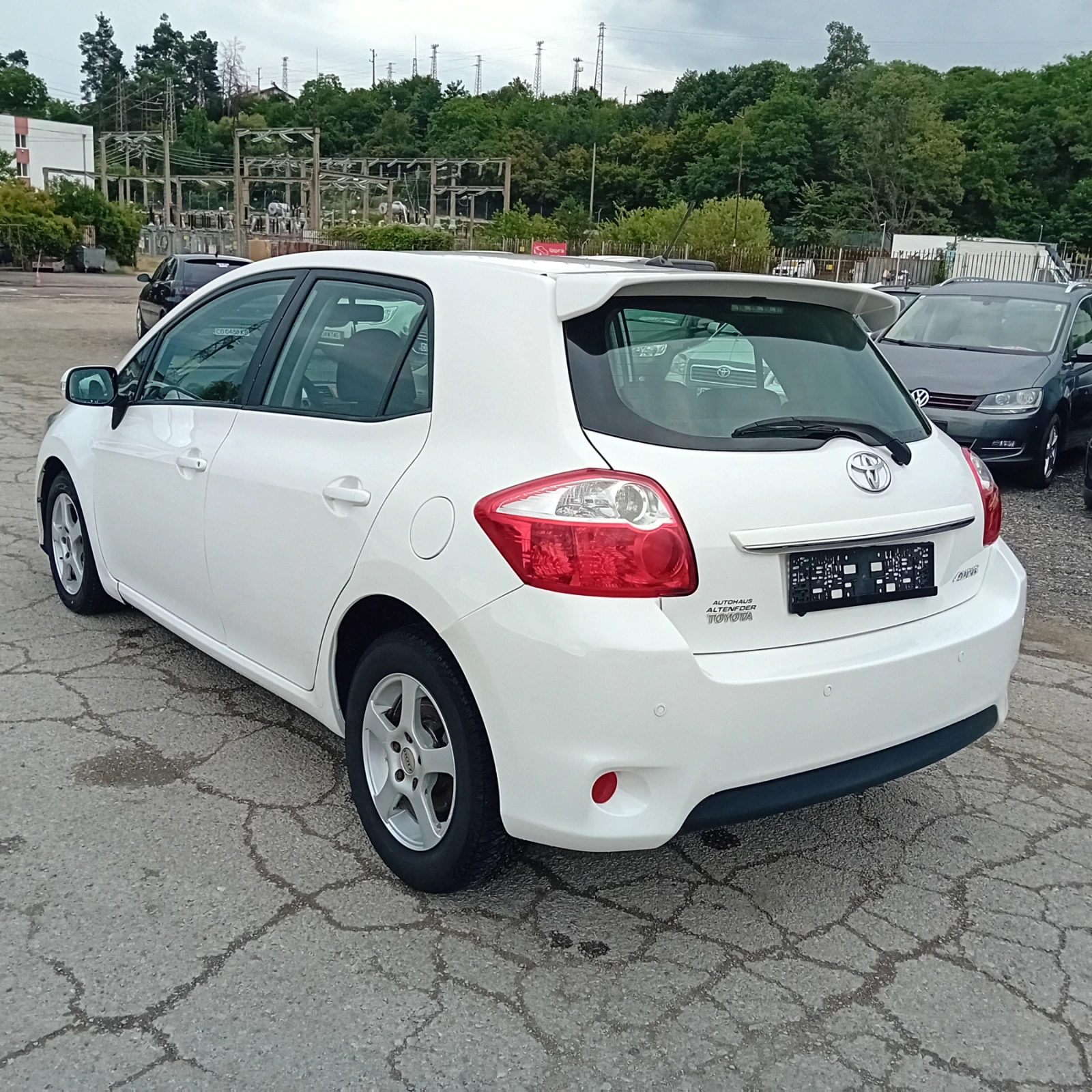 Toyota Auris 1.4D4D 90к.facelift, снимка 5 - Автомобили и джипове - 55407510
