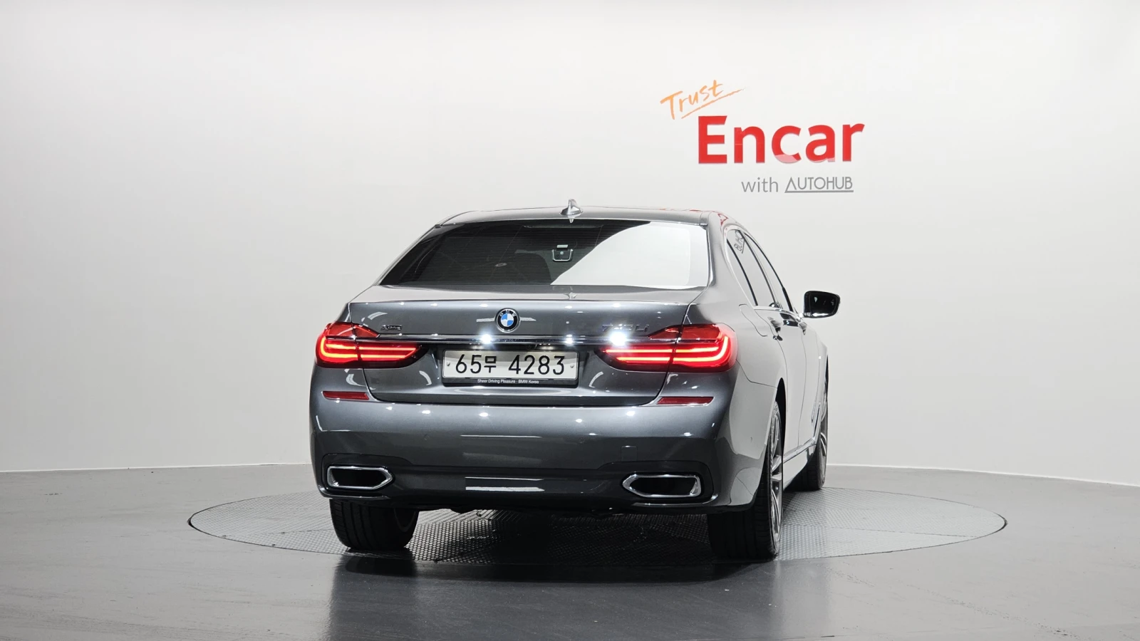 BMW 740 2018* LONG* M-PK* МАСАЖ* ОБДУХ* 360* DIS* HUD* SOF, снимка 4 - Автомобили и джипове - 55574034