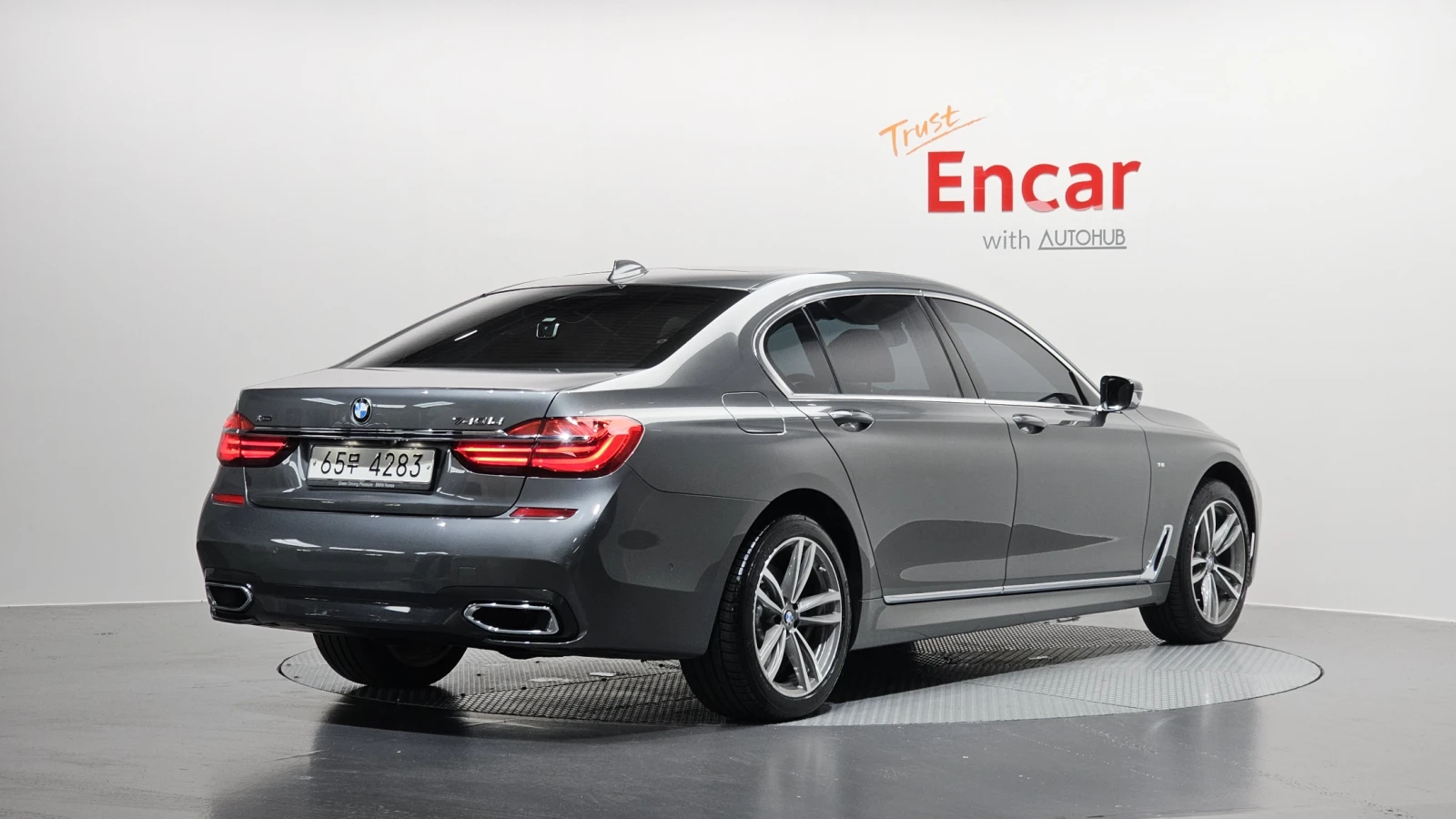 BMW 740 2018* LONG* M-PK* МАСАЖ* ОБДУХ* 360* DIS* HUD* SOF, снимка 3 - Автомобили и джипове - 55574034