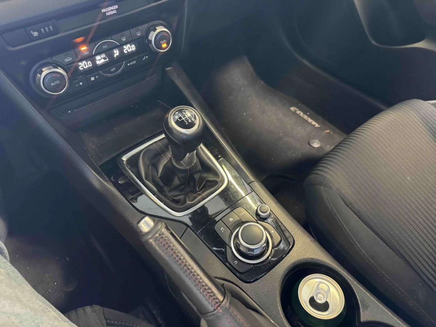 Mazda 3 Vision 2.0 Бензин, снимка 8 - Автомобили и джипове - 55649807
