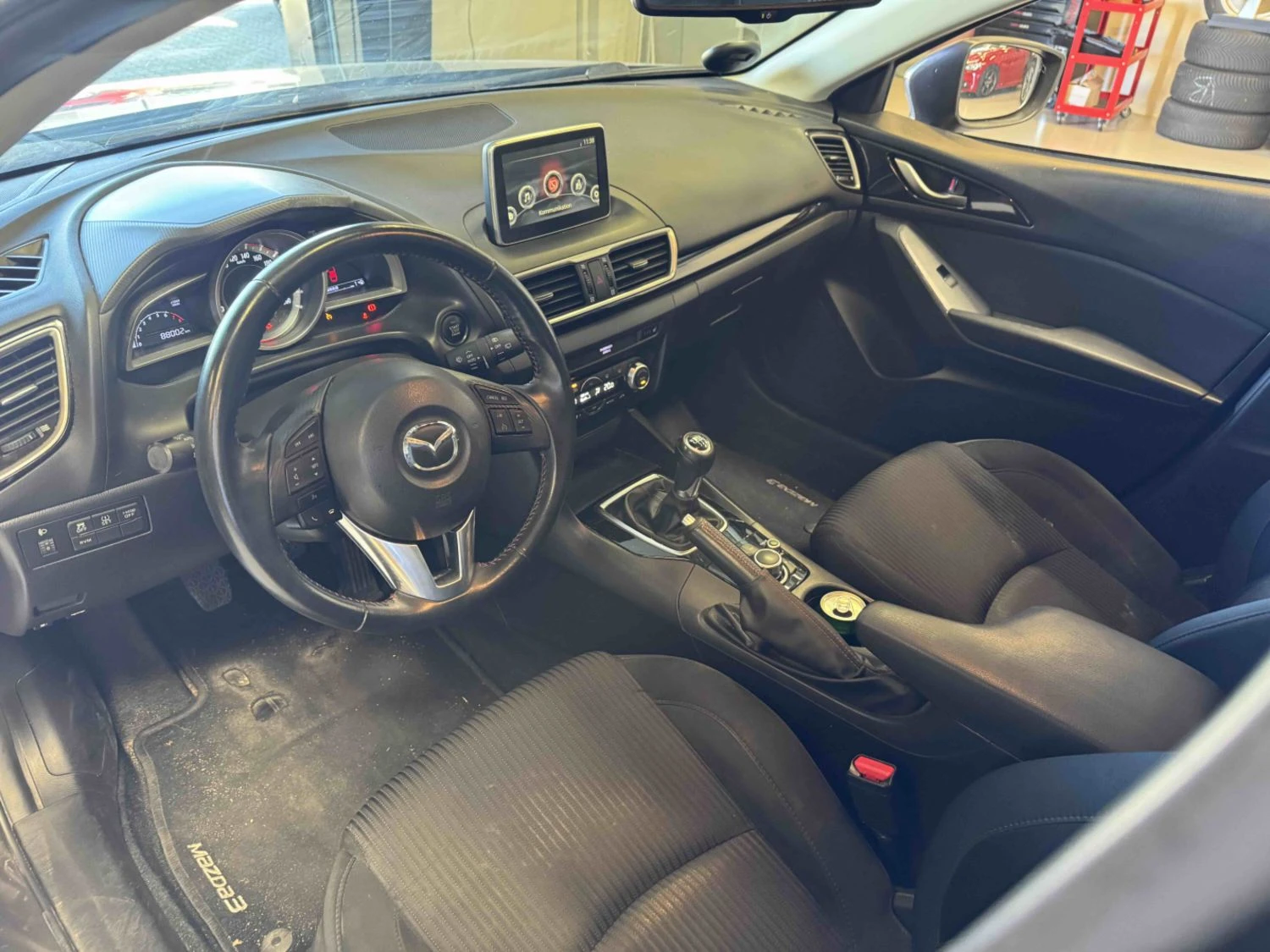 Mazda 3 Vision 2.0 Бензин, снимка 3 - Автомобили и джипове - 55649807