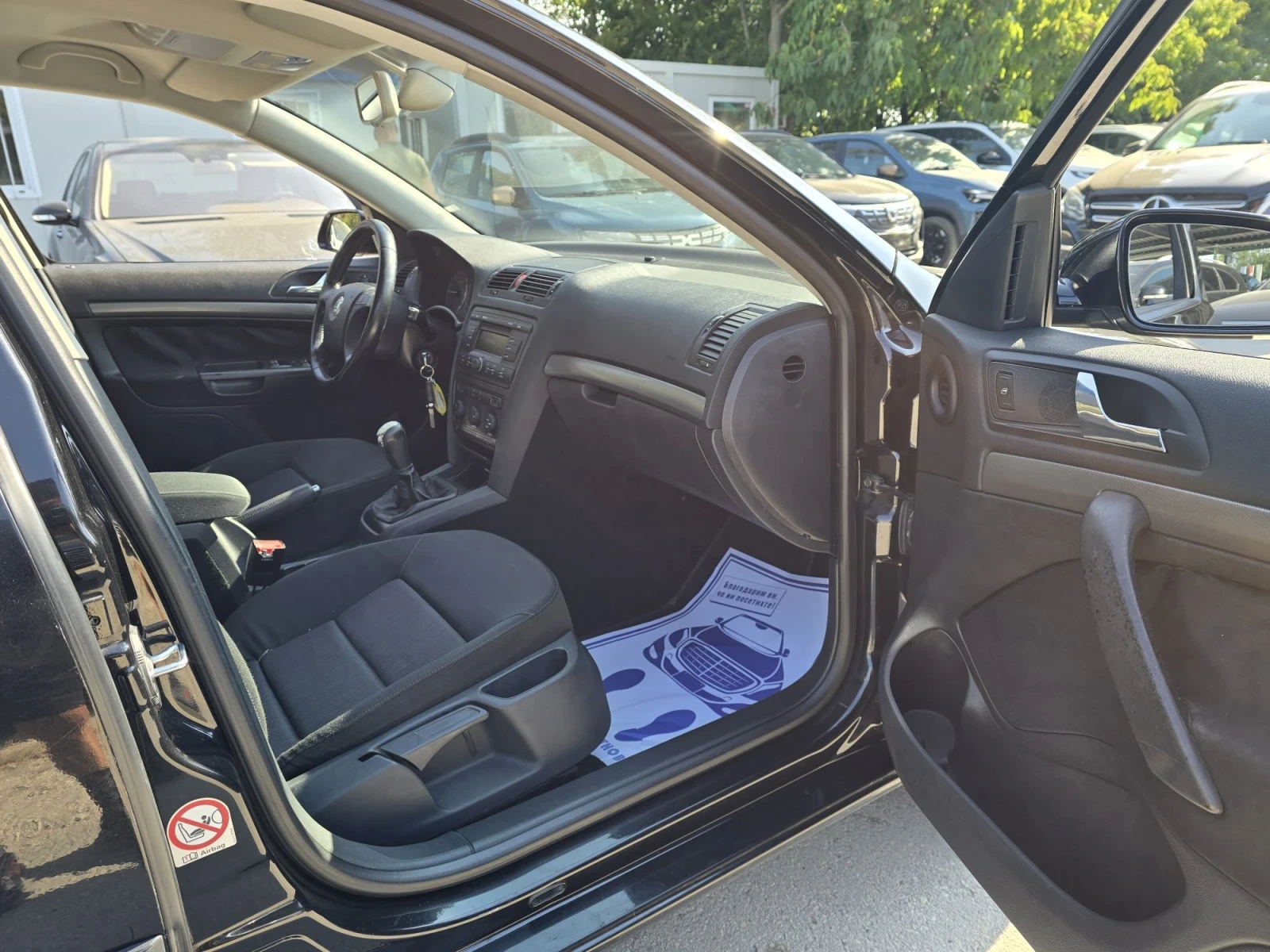 Skoda Octavia 2.0TDI 140к.с 6 Скорости, снимка 14 - Автомобили и джипове - 55927525