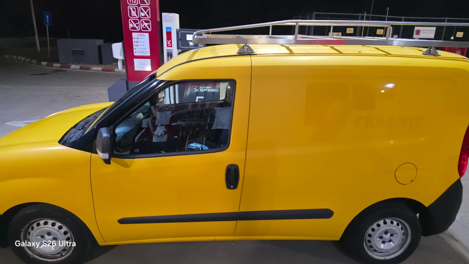 Opel Combo, снимка 2 - Автомобили и джипове - 56708970