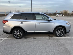 Mitsubishi Outlander GT 3.0 V6 224кс. S-AWC 4X4 - 7МЕСТА, снимка 6