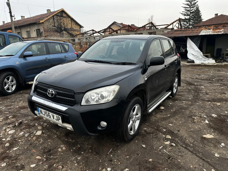 Toyota Rav4  2.2 D-4D 136к.с 2007г Кожен Салон НА ЧАСТИ, снимка 2 - Автомобили и джипове - 43375167