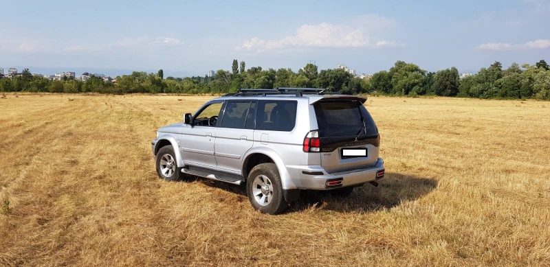 Mitsubishi Pajero sport Dakar Edition, снимка 3 - Автомобили и джипове - 47509827