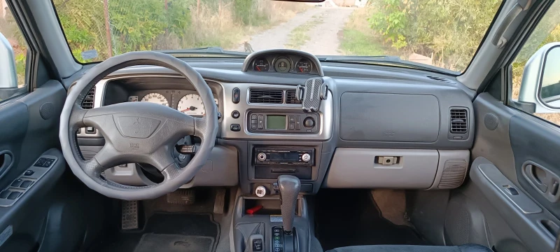 Mitsubishi Pajero sport Dakar Edition, снимка 7 - Автомобили и джипове - 47509827