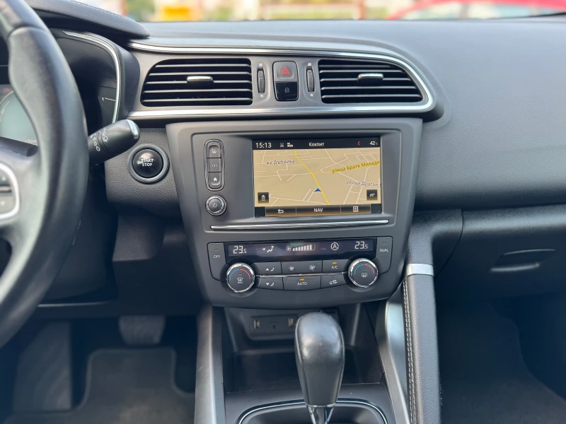 Renault Kadjar 1.5DCI* AUTOMATIC* NAVI* EURO 6B, снимка 13 - Автомобили и джипове - 51140632