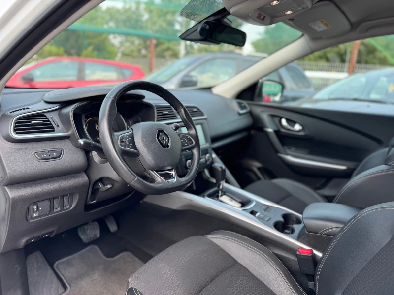 Renault Kadjar 1.5DCI* AUTOMATIC* NAVI* EURO 6B, снимка 7 - Автомобили и джипове - 51140632