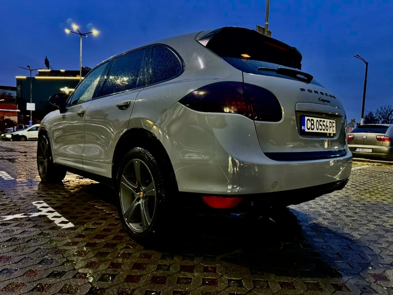 Porsche Cayenne 3.0d/nardo grey/alcantara/LED, снимка 4 - Автомобили и джипове - 52566314