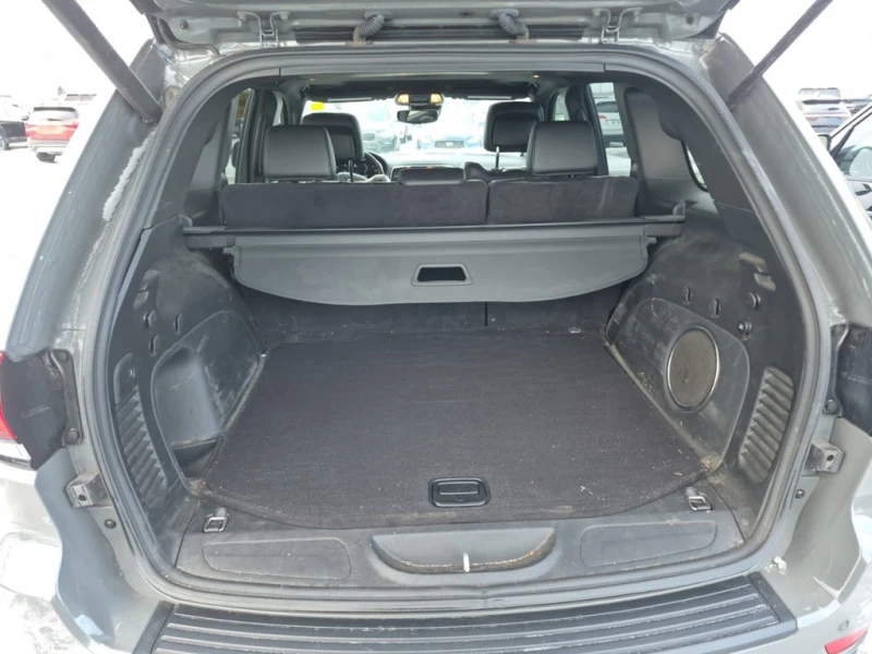 Jeep Grand cherokee * ALTITUDE * CARFAX * ЦЕНА ДО БЪЛГАРИЯ, снимка 14 - Автомобили и джипове - 53056779