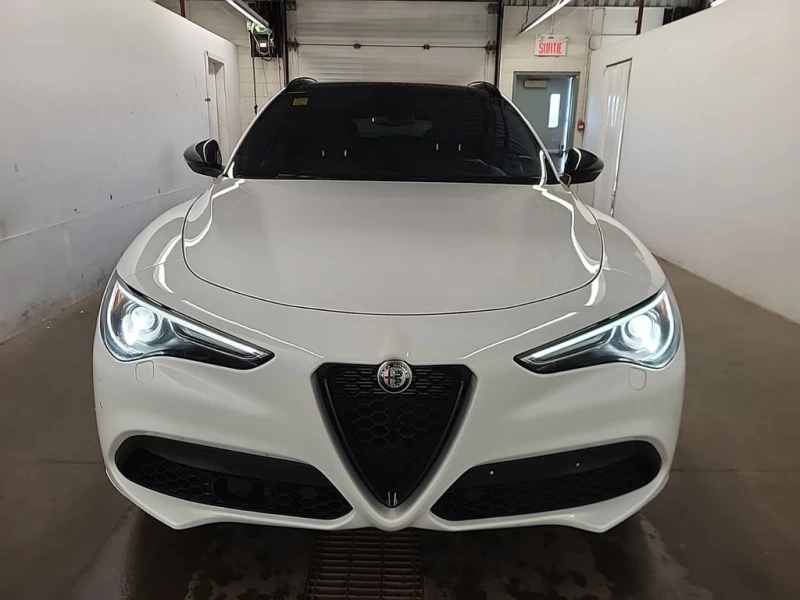 Alfa Romeo Stelvio * VELOCE * CARFAX * БЕЗ ПЪРВОНАЧАЛНА ВНОСКА, снимка 8 - Автомобили и джипове - 53253418